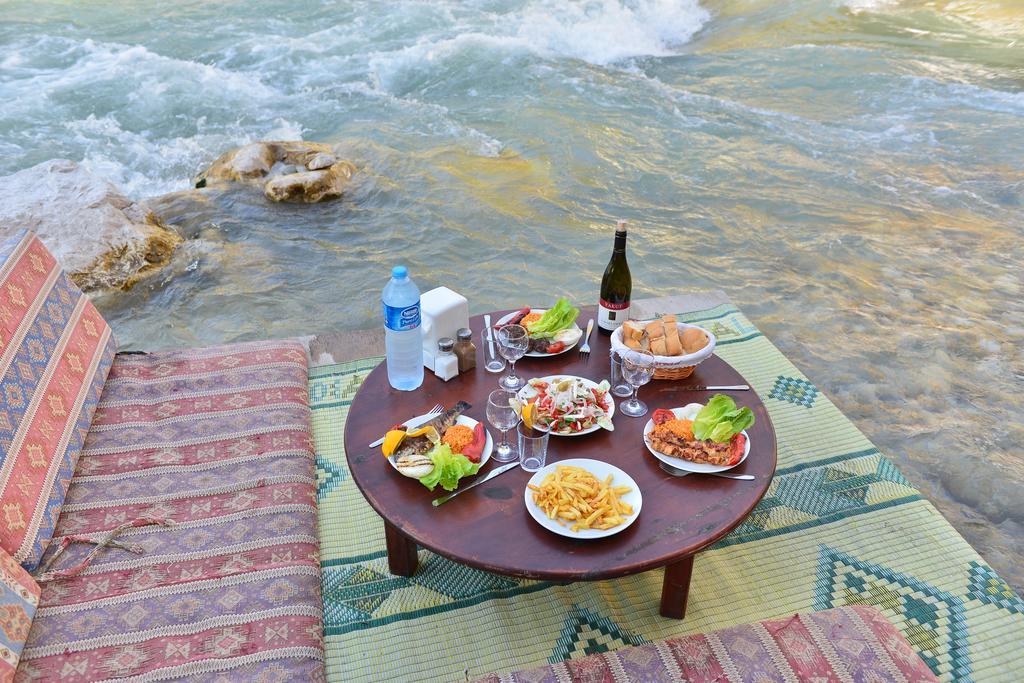 Готель Gorge Club Saklikent Екстер'єр фото
